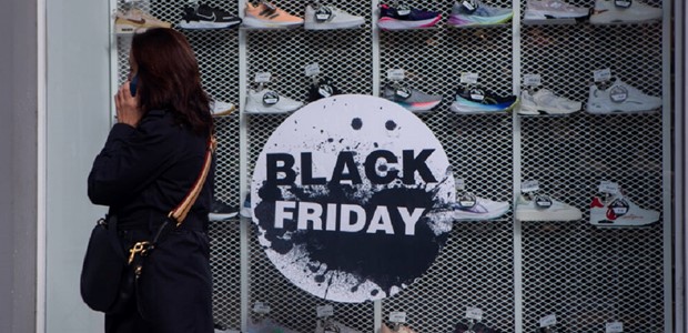 Ανοιχτά τα εμπορικά την Κυριακή μετά τη Black Friday